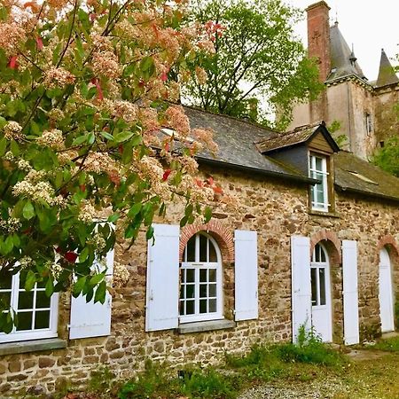 Cottage Du Chateau Erbree Экстерьер фото